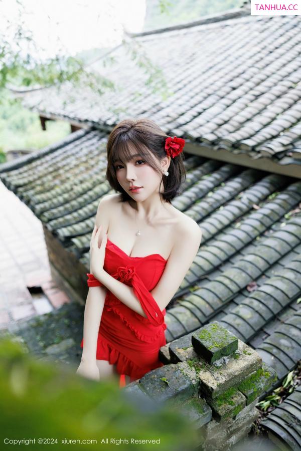 陈芝 芝芝Booty [XiuRen]高清写真图 2024.11.14 No.9449 徐莉芝Booty 黑丝美腿第37张图片